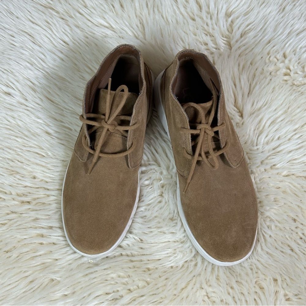 UGG Men's Brown Suede Chukka Boots